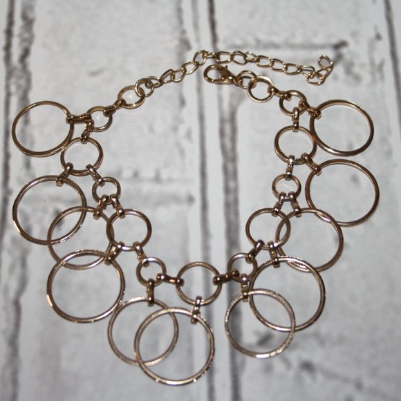 Beautiful gold ring charm bracelet 7-10" - Picture 1 of 3